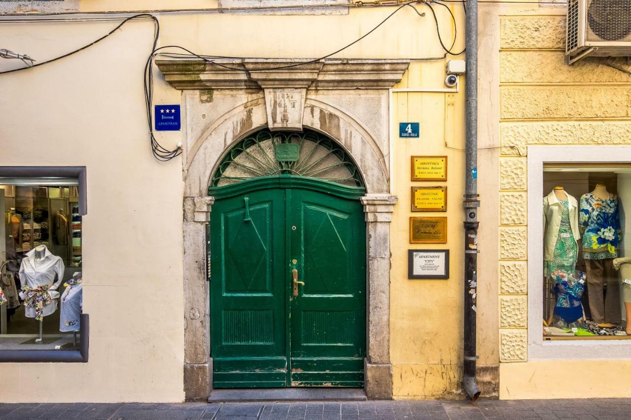 Apartments In The City Rijeka Exterior photo
