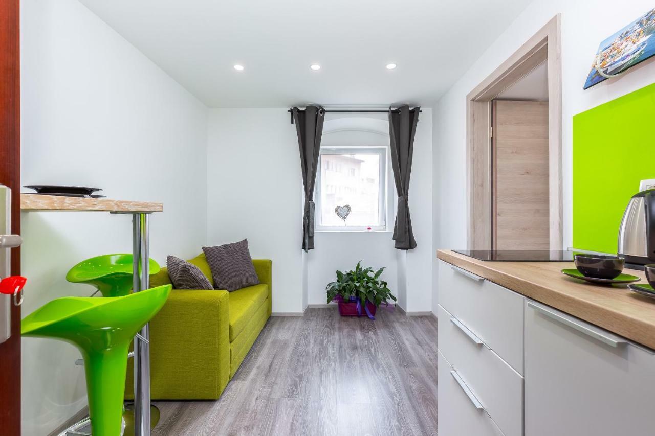 Apartments In The City Rijeka Exterior photo